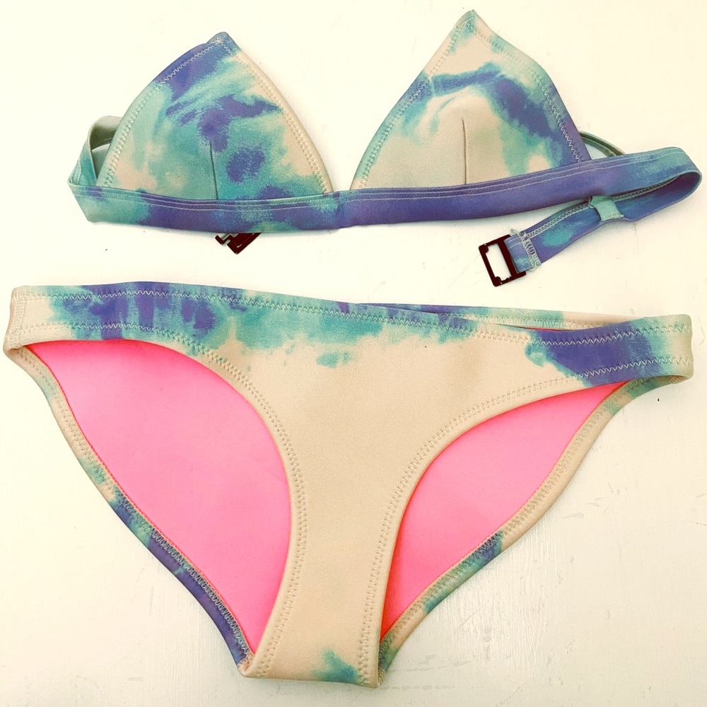 Triangl Bikini Set